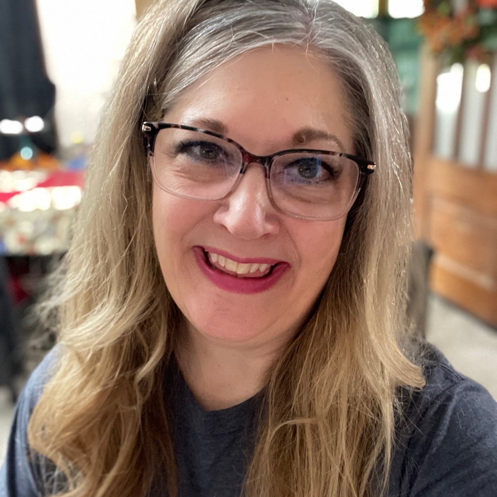 Meet your Posher, Becky